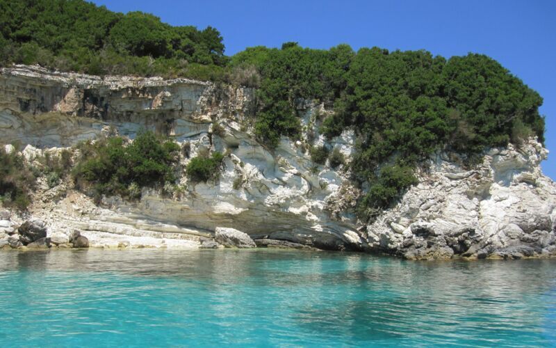 Ioniske perler – Paxos og Antipaxos