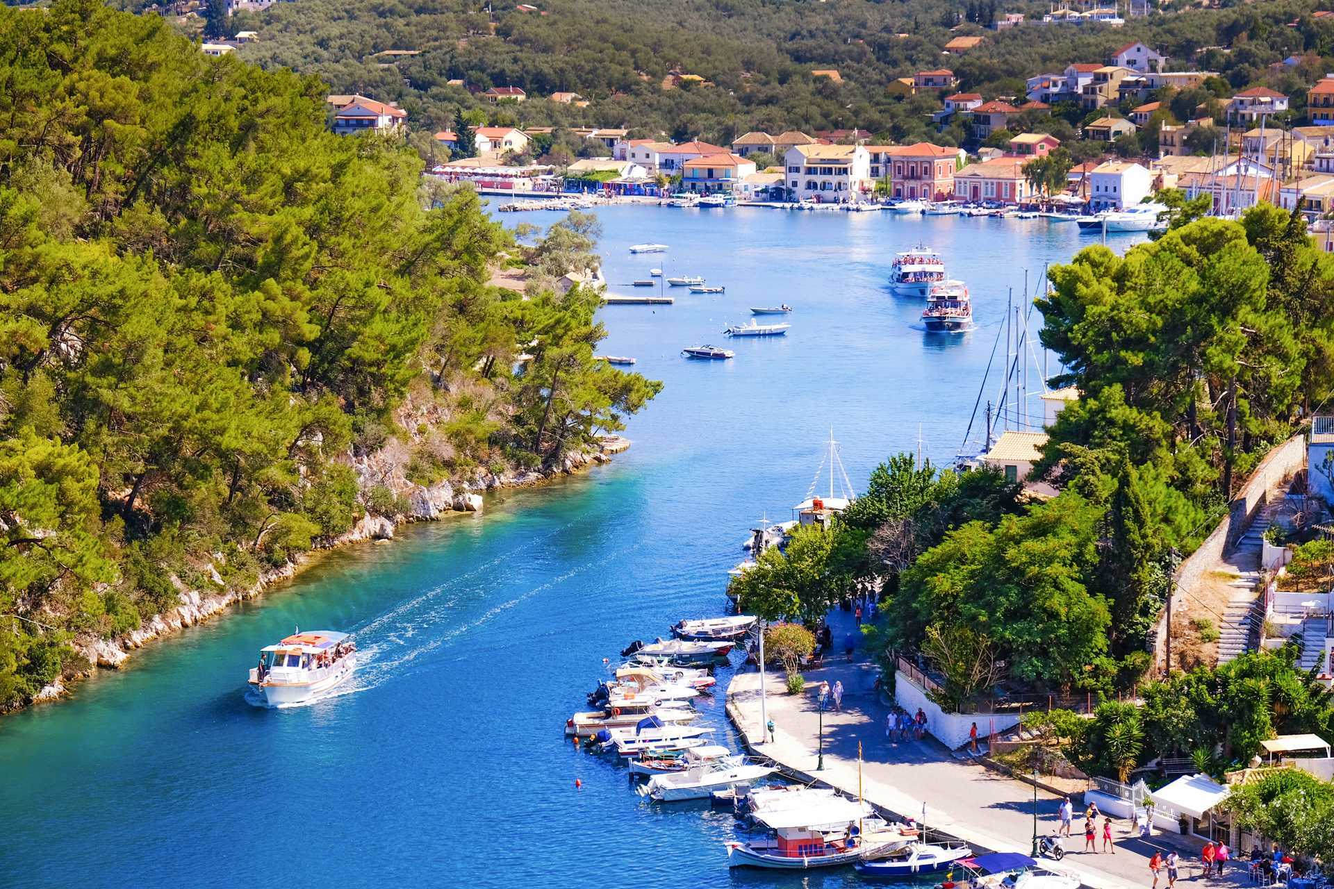 Ioniske perler – Paxos & Antipaxos