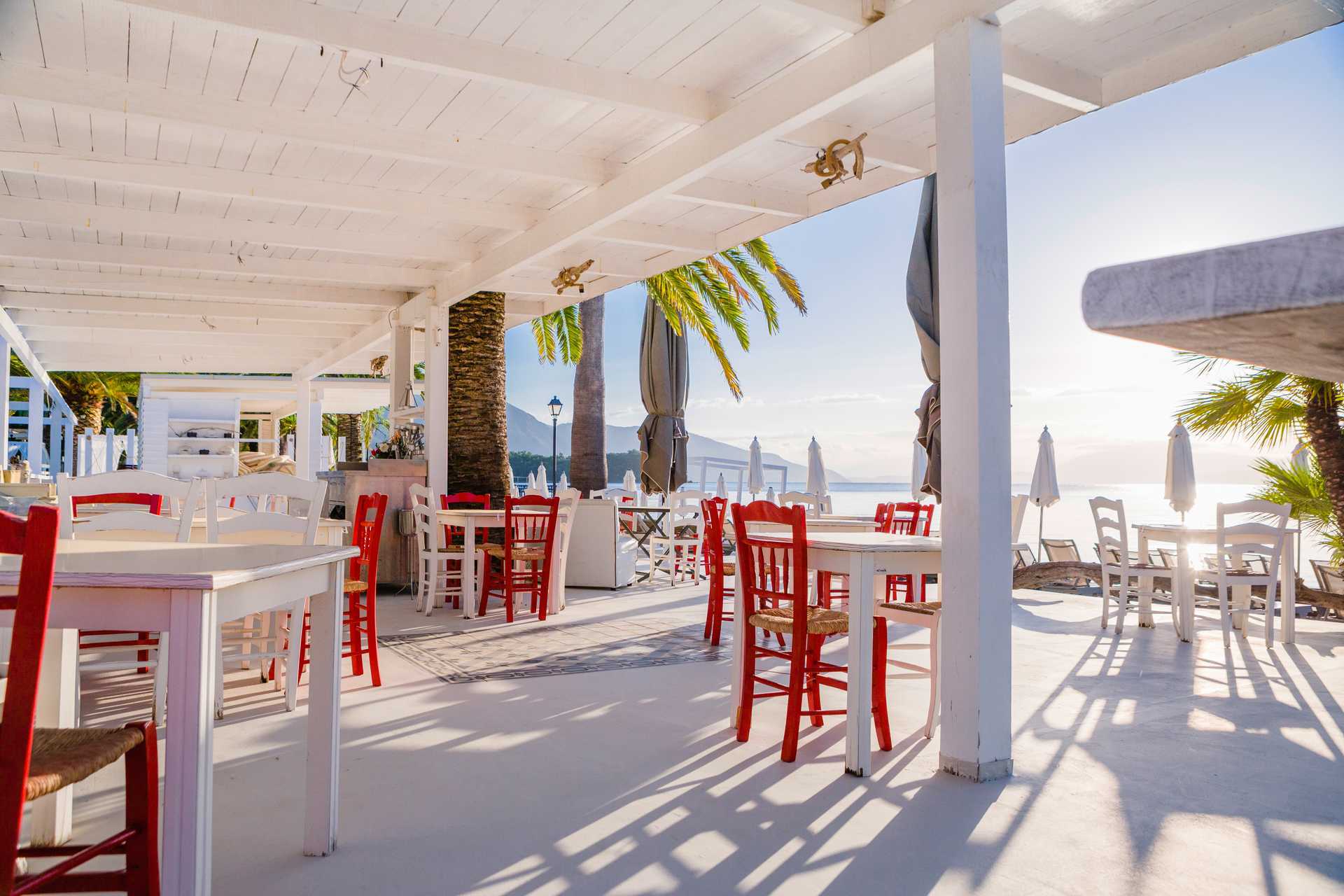 Strandrestaurant i Dassia på Korfu, Grækenland.