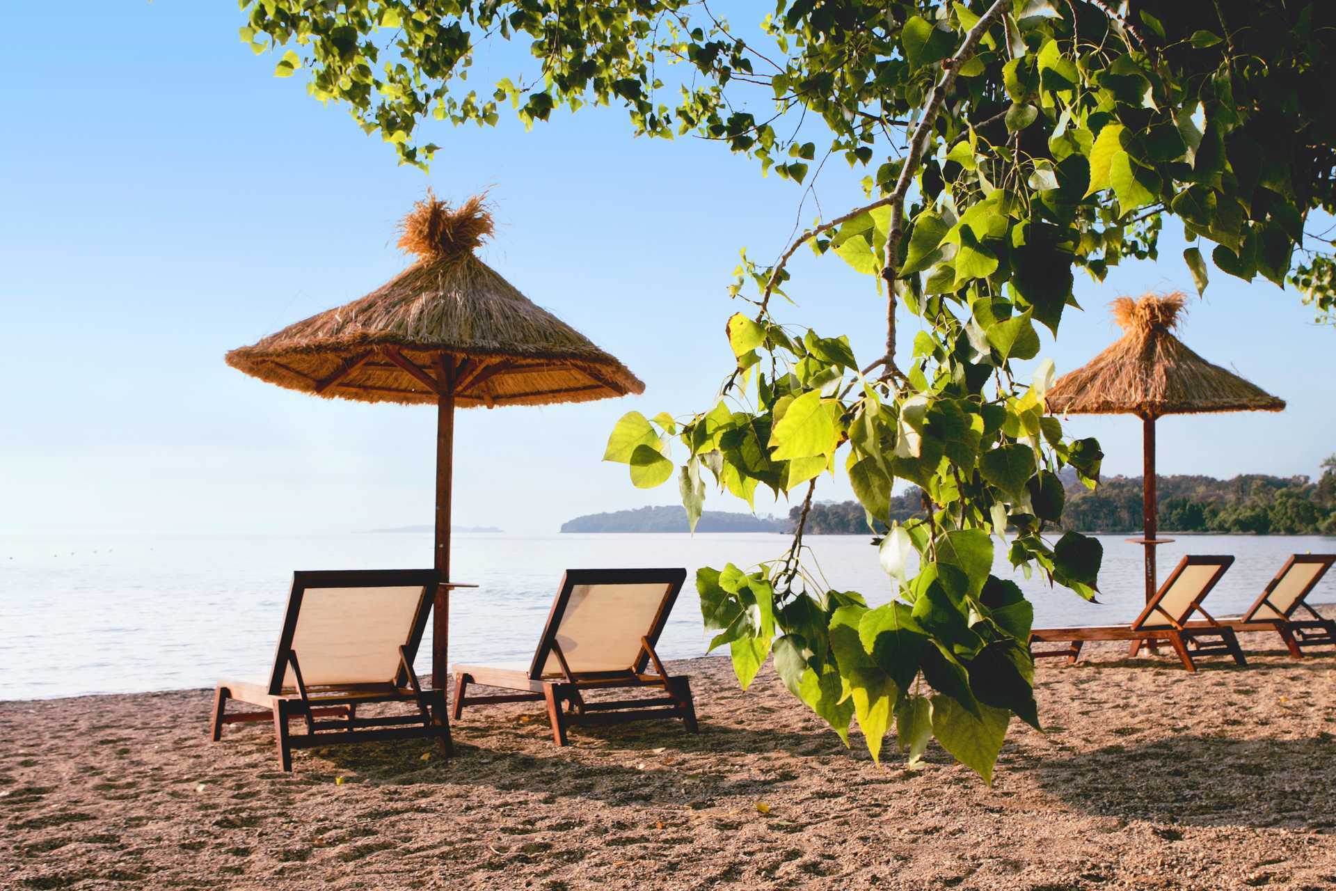 Stranden i Dassia på Korfu, Grækenland.