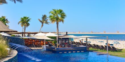 Poolområde på hotel JA Beach i Dubai.