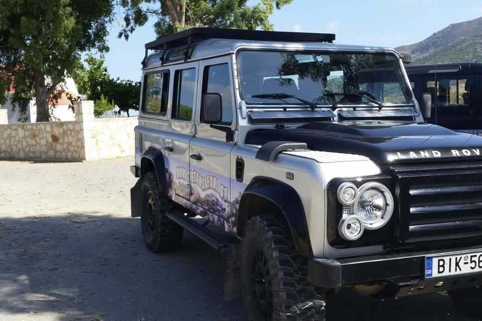 Jeepsafari – Charmerende landsbyer og Preveli-stranden