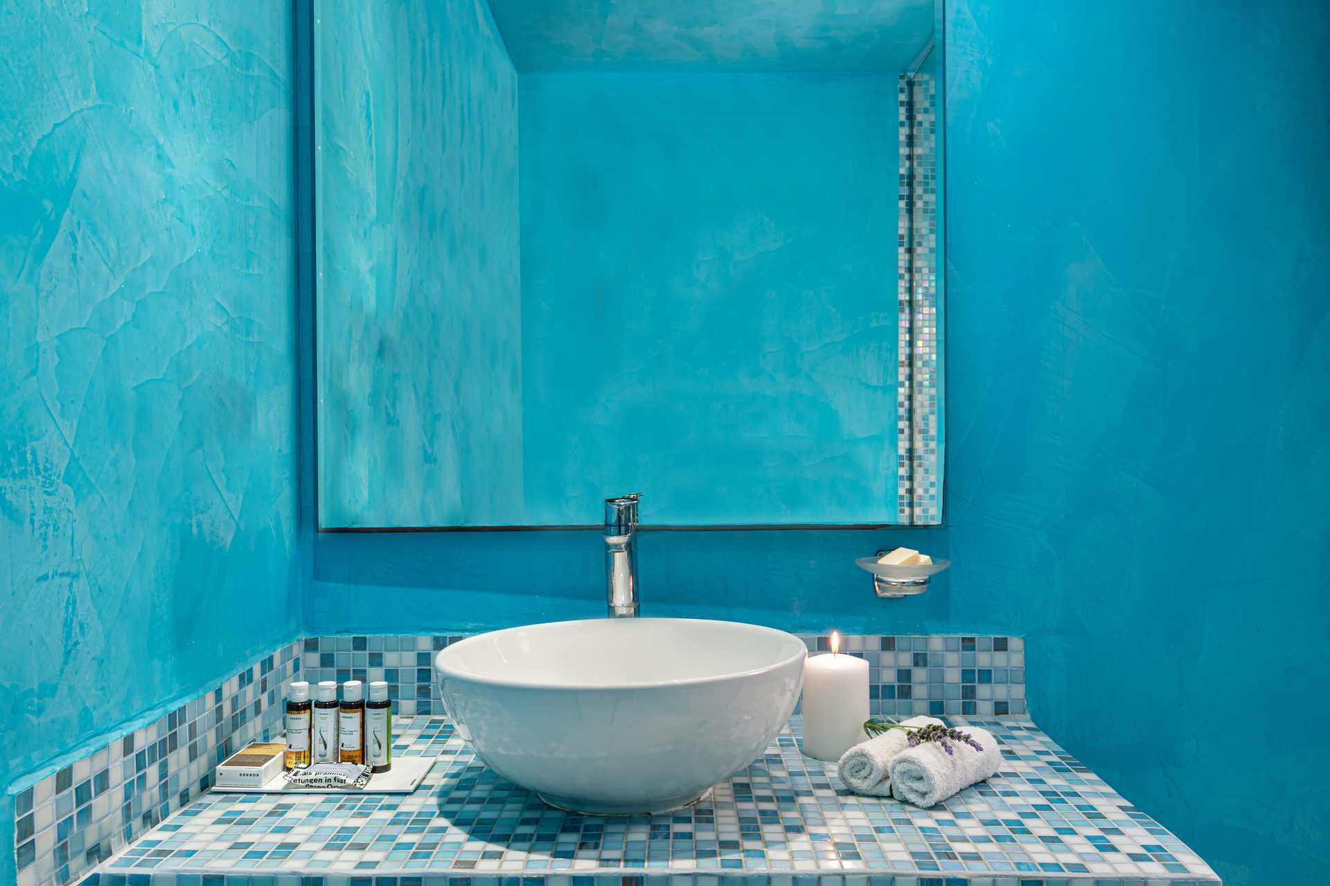 Juniorsuite på Santorini Kastelli Resort i Santorini, Grækenland.