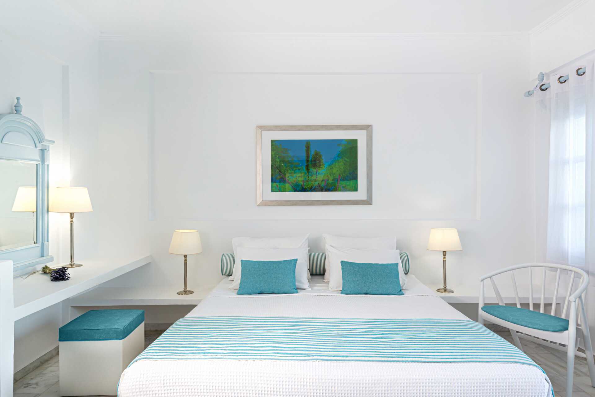 Juniorsuite på Santorini Kastelli Resort i Santorini, Grækenland.