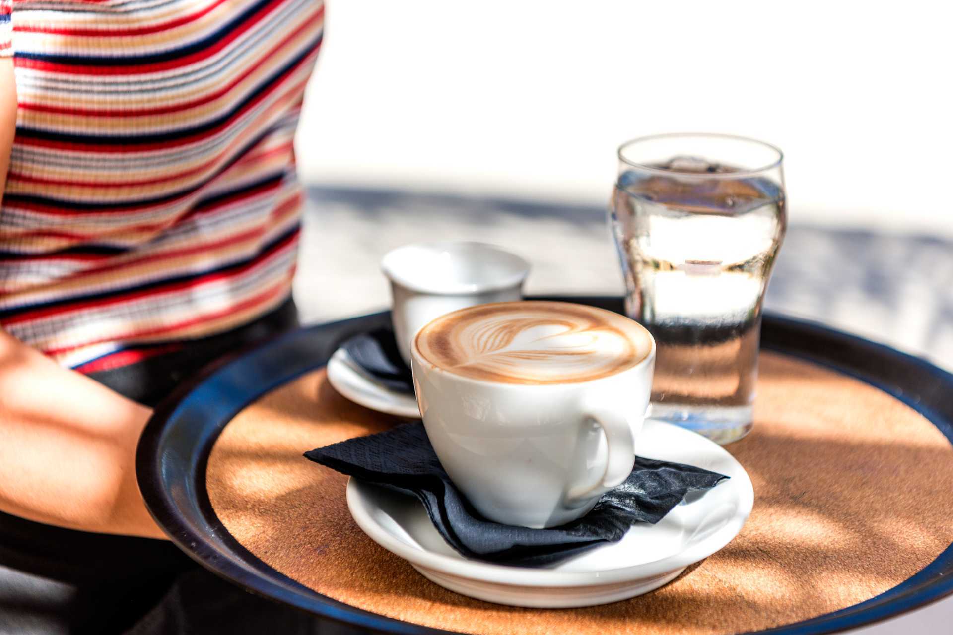 Nyd en dejlig kaffe på din ferie på Zakynthos.