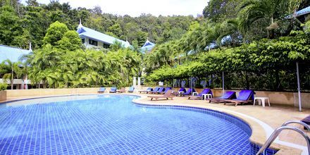 Poolområde på Krabi Tipa Resort i Ao Nang i Thailand.