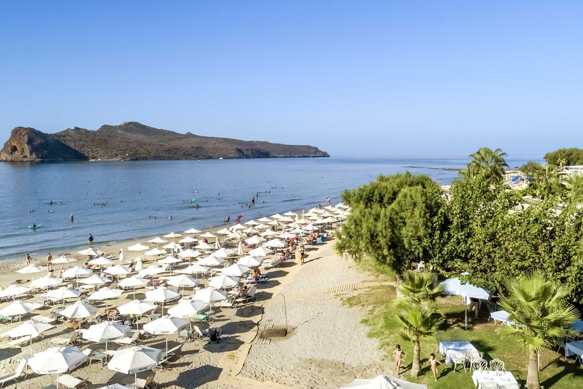 Strand i Agia Marina på Kreta, Grækenland.