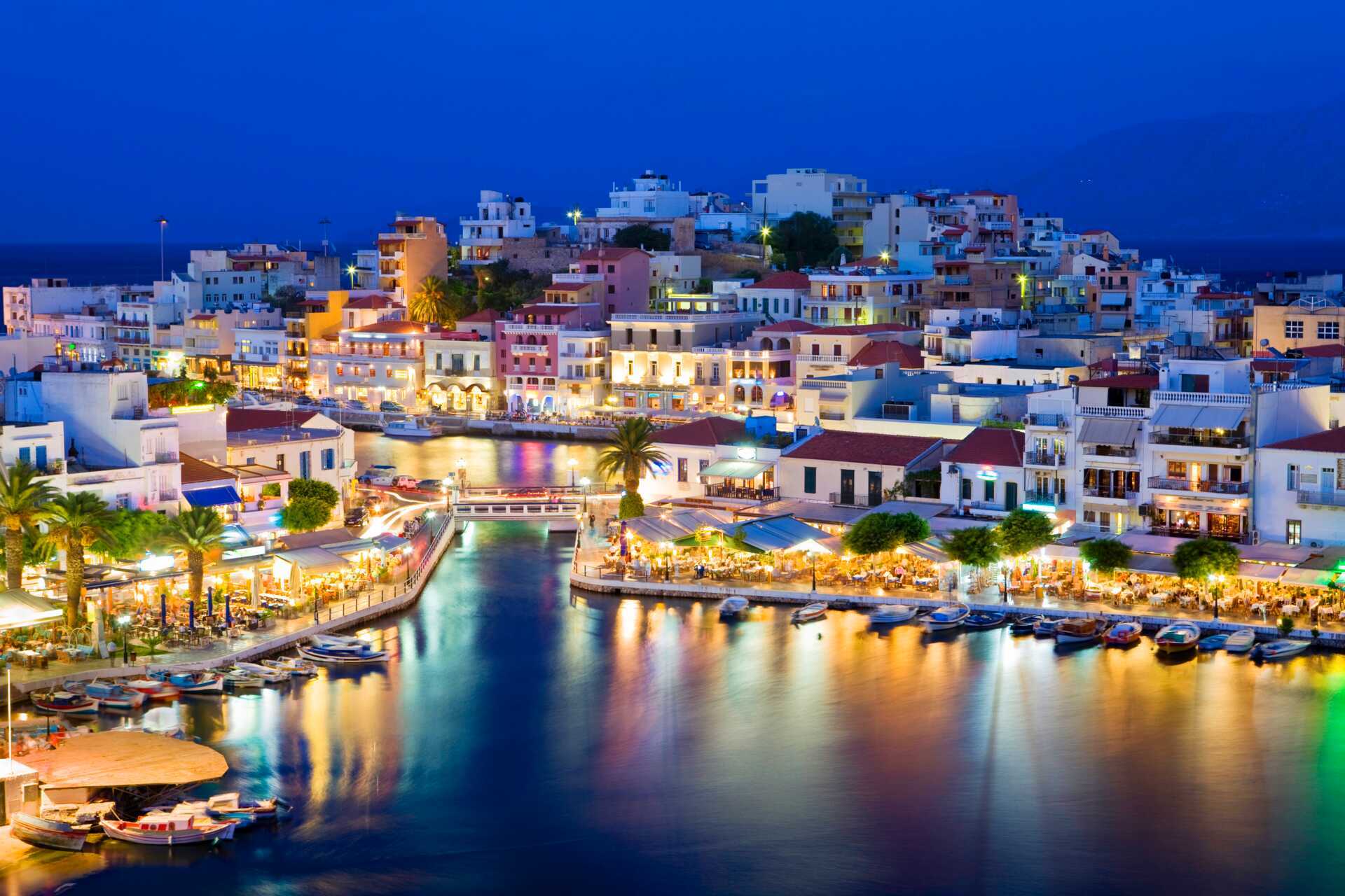 Udsigt over Agios Nikolaos på Kreta, Grækenland.