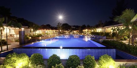 Poolområde på Hotel Lanta Casa Blanca på Koh Lanta i Thailand.