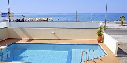 Pool på Hotel Marel i Rethymnon på Kreta, Grækenland