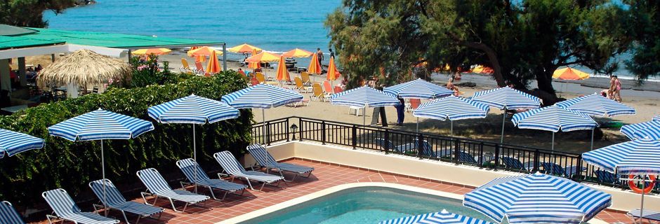 Poolområde på Margarita Beach Resort G D's Hotels på Kreta, Grækenland.