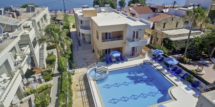 Poolområde på Hotel Mary i Platanias, Kreta.