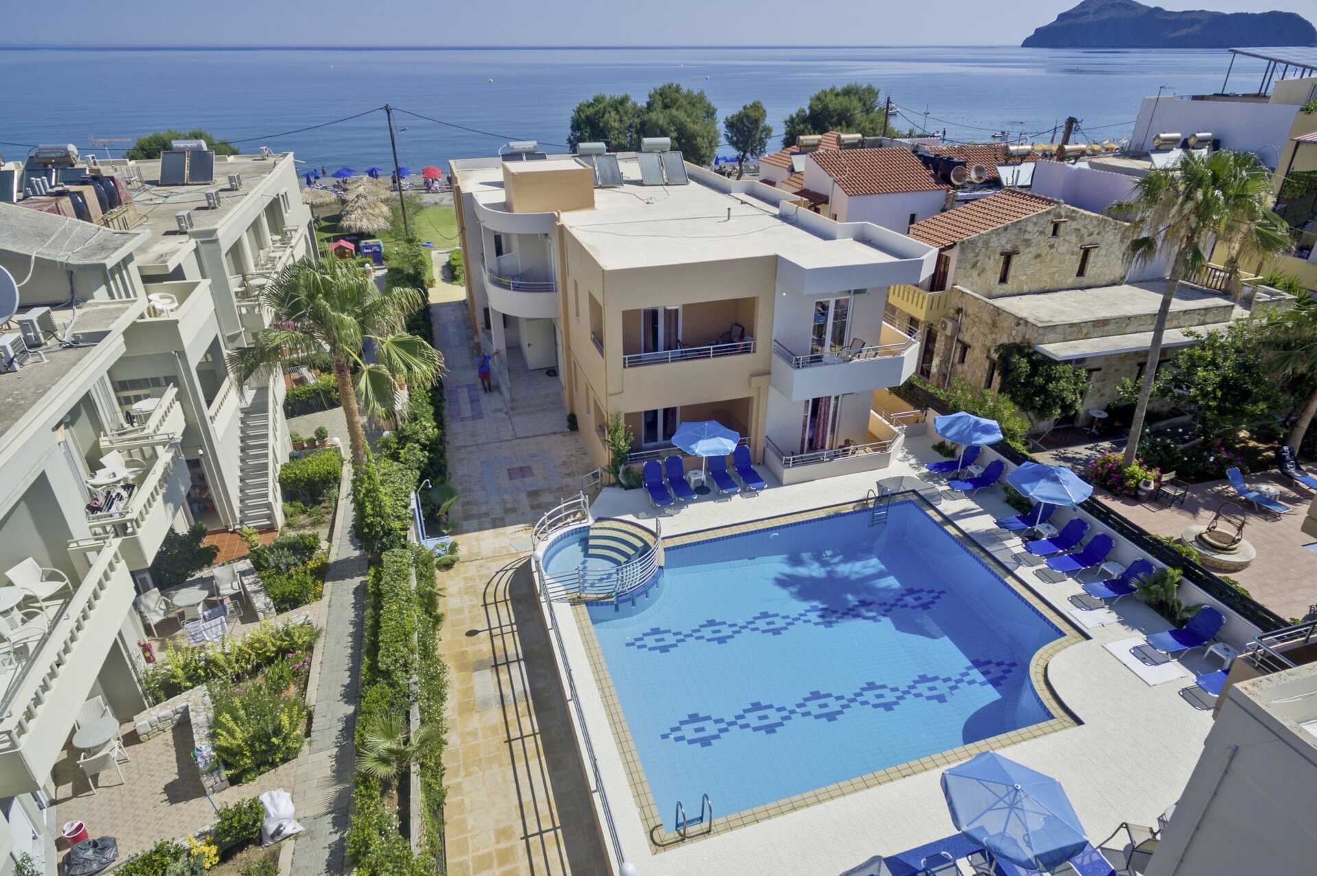 Poolområde på Hotel Mary i Platanias, Kreta.