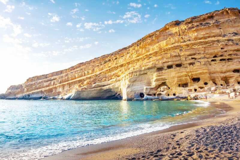 Matala - hippielandsbyen med unikke grotter