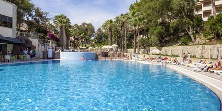 Poolområde på Hotel Melas Holiday Village i Side, Tyrkiet.