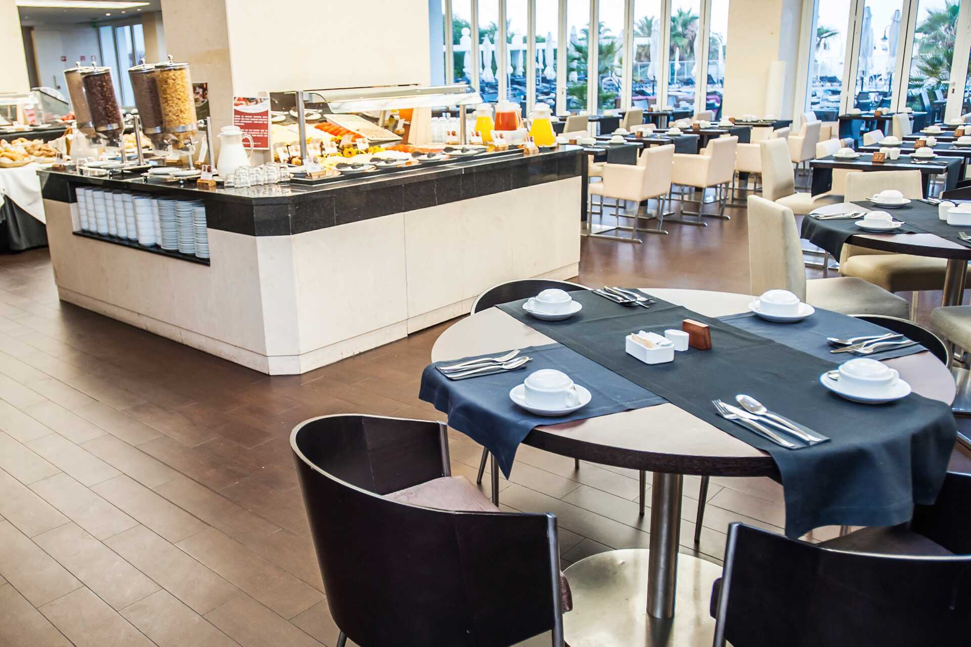 Mare Nostrum restaurant på hotel Melia Madeira Mare, Portugal.