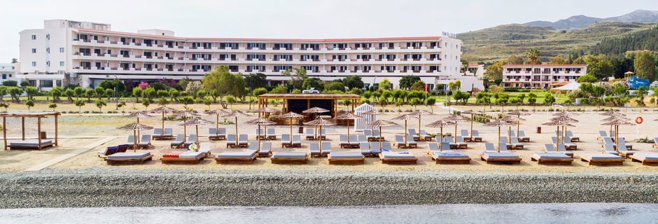 Stranden ved Mitsis Ramira Beach Hotel i Psalidi, Kos.