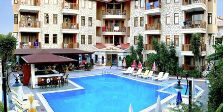 Poolområde på Hotel Nar Apart i Side, Tyrkiet.