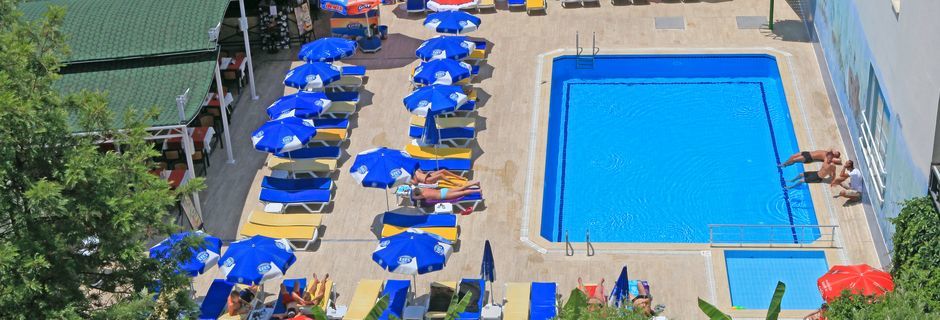 Poolområde på Hotel Narcis i Alanya, Tyrkiet.
