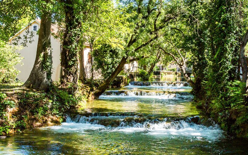 Historiske Trogir & nationalparken Krka