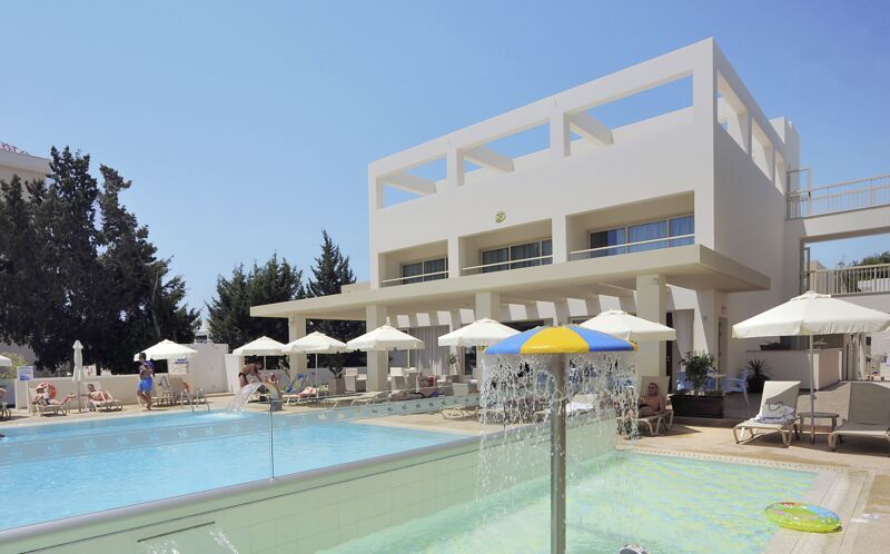 Billede av hotellet Nelia Gardens - nummer 1 af 7