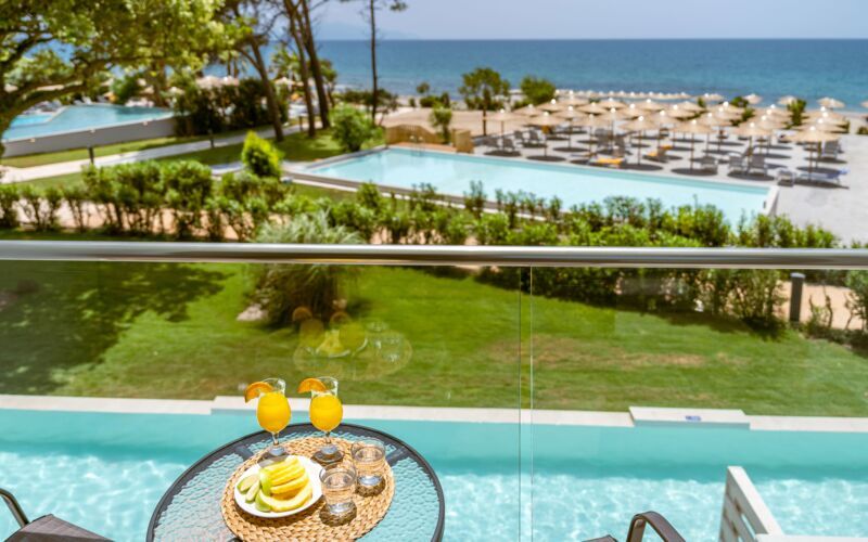 Billede av hotellet Ninos Grand Beach Hotel & Resort - nummer 1 af 22