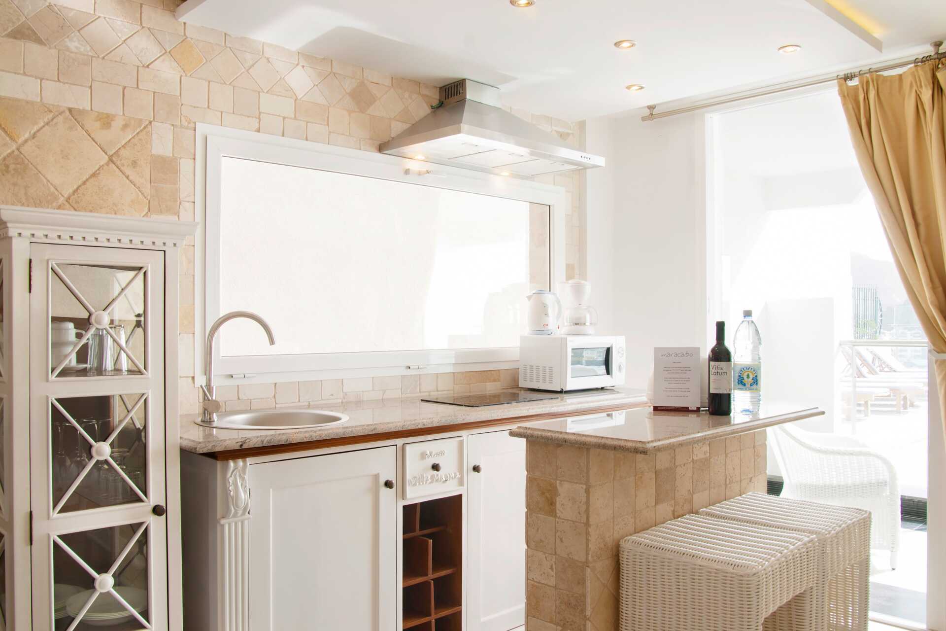 2-værelses lejlighed på Marina Suites hotel i Puerto Rico på Gran Canaria.