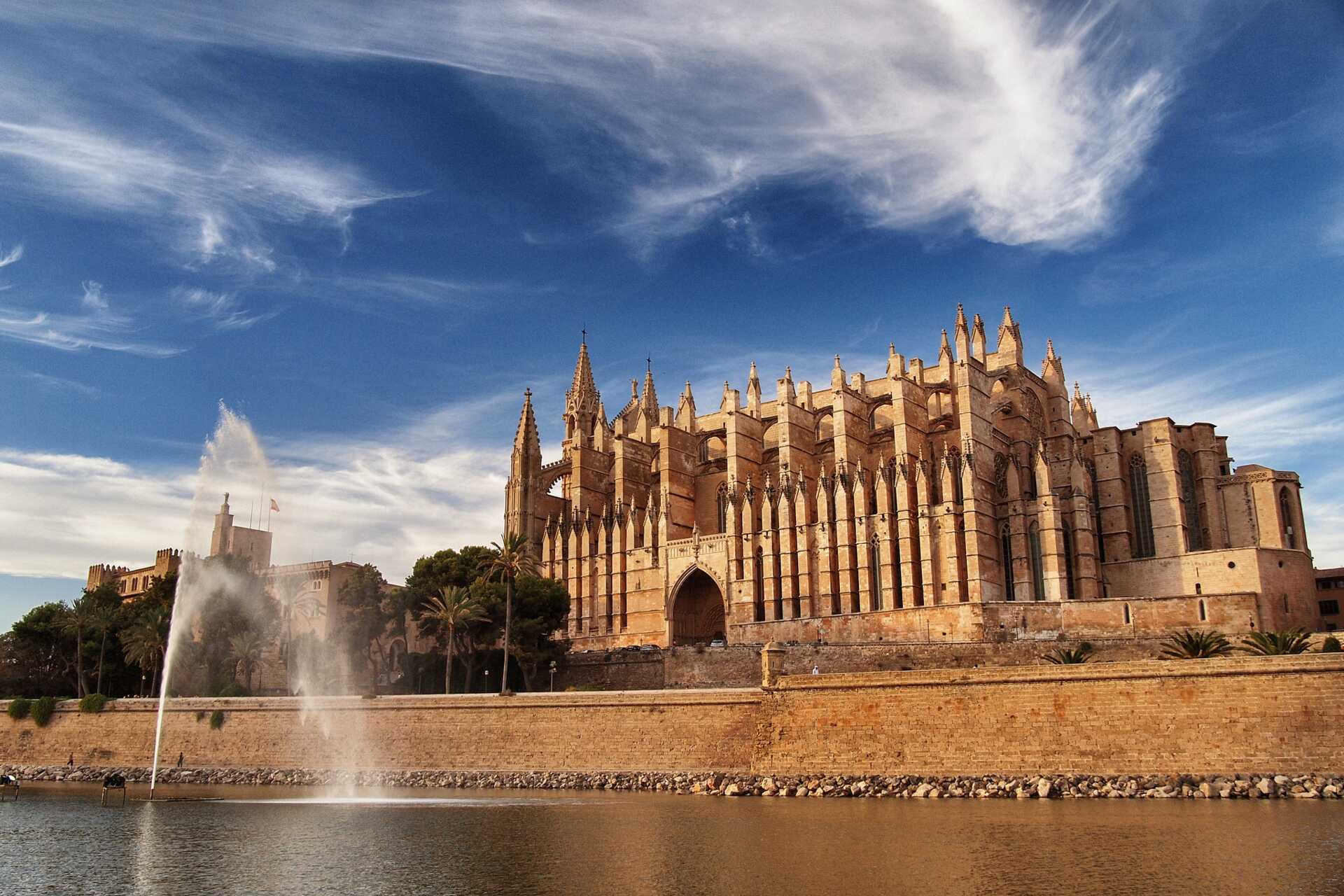 Palma City Xperience inkl. guidet gåtur eller besøg i katedralen