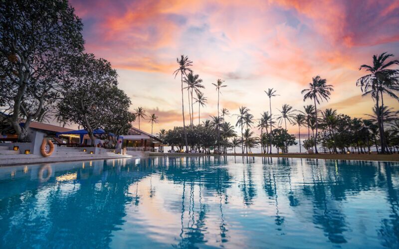 Pegasus Reef Hotel