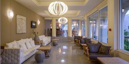 Lobby på Hotel Platanias Mare på Kreta, Grækenland.