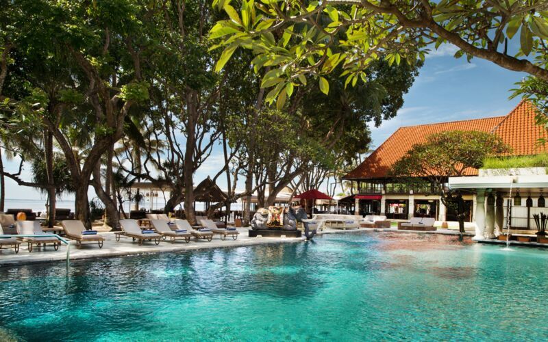 Puri Santrian Beach Resort & Spa