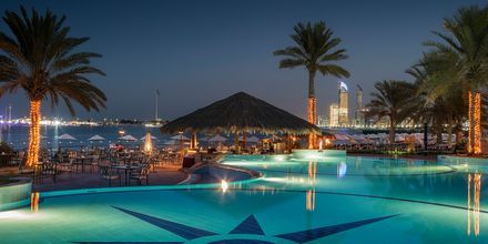 Pool på Hotel Radisson Blu Hotel & Resort Abu Dhabi Corniche, Abu Dhabi.