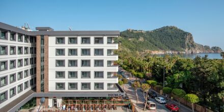 Poolområdet på Hotel Riviera Zen i Alanya, Tyrkiet.