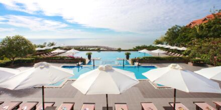 Poolområdet på hotel Romana Beach Resort i Phan Thiet