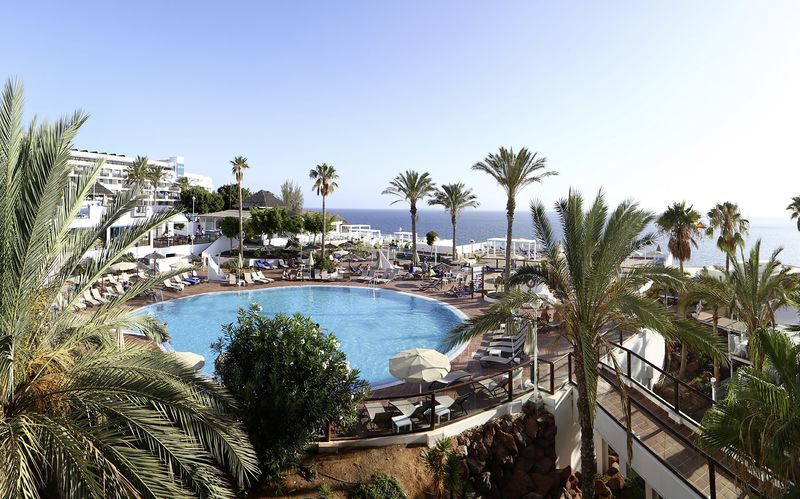 Pool på Hotel Sandos Papagayo Beach Resort på Lanzarote, De Kanariske Øer