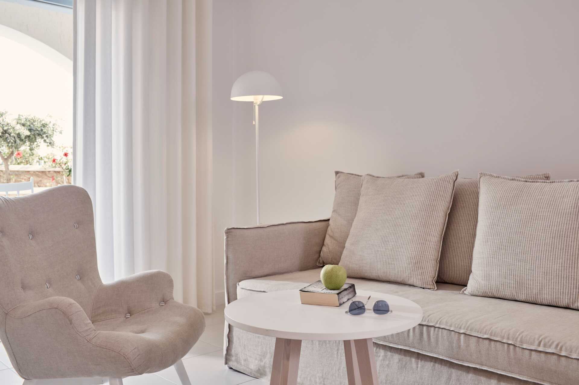 Junior-suite på Santo Miramare Resort i Santorini, Grækenland.