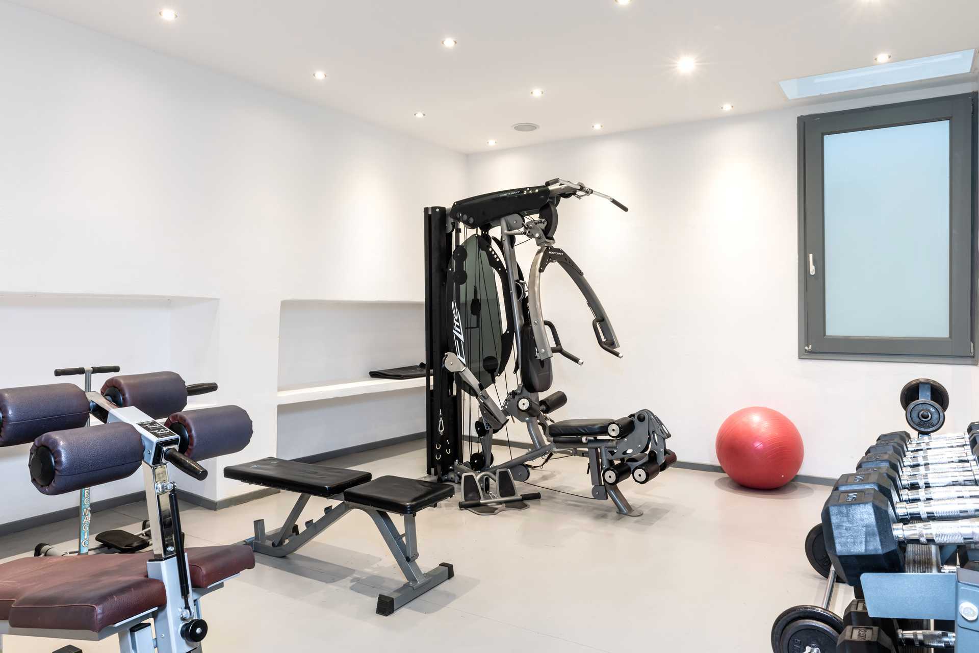 Fitnessrum på Santorini Kastelli Resort i Santorini, Grækenland.