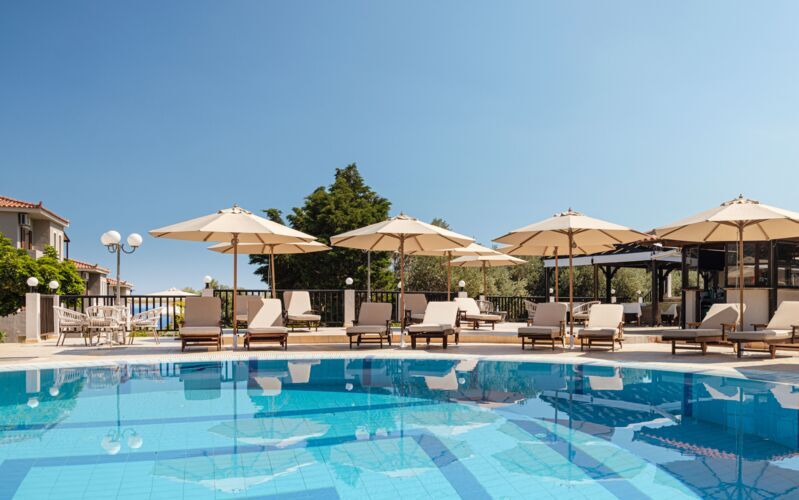 Sirena Seaside Resort