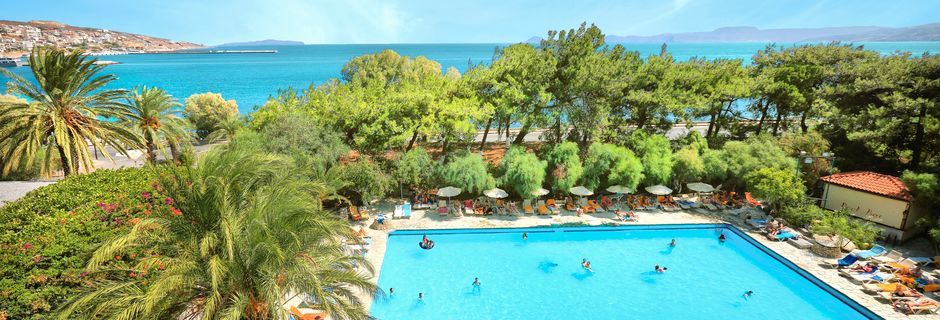 Pool på hotel Sitia Beach i Sitia på Kreta, Grækenland.