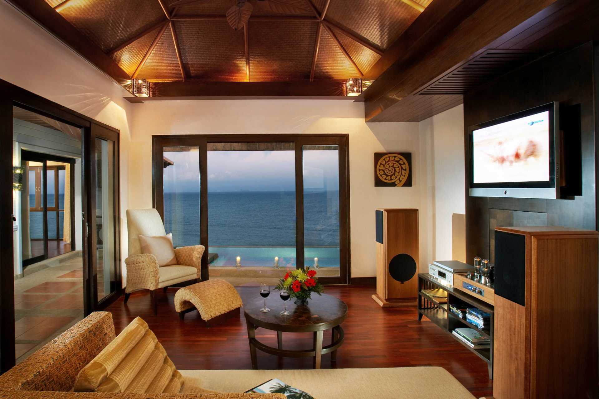 Suite med privat pool på hotel Rawi Warin på Koh Lanta, Thailand.