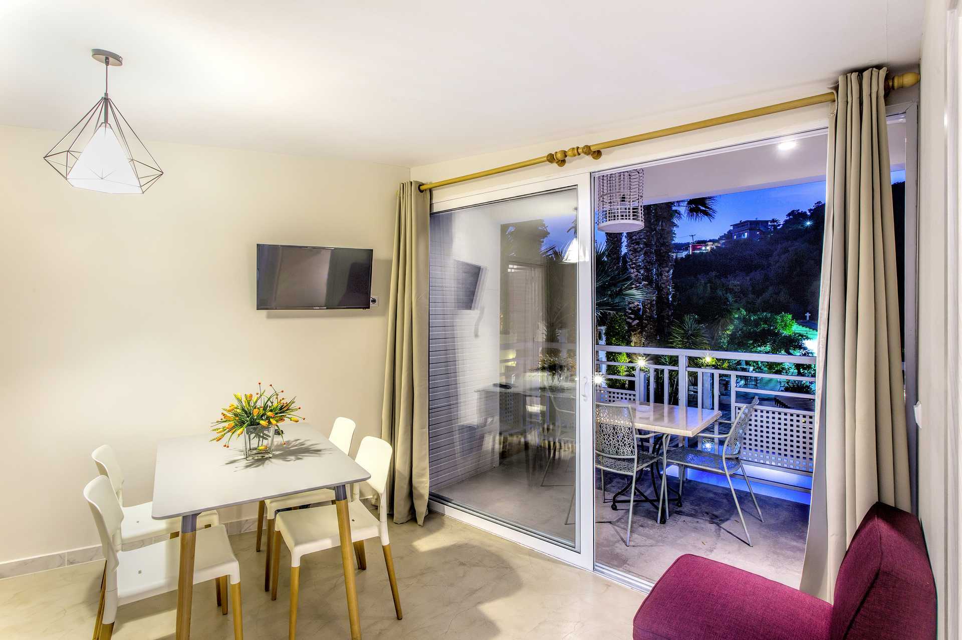 Suite på Hotel Bacoli i Parga, Grækenland.