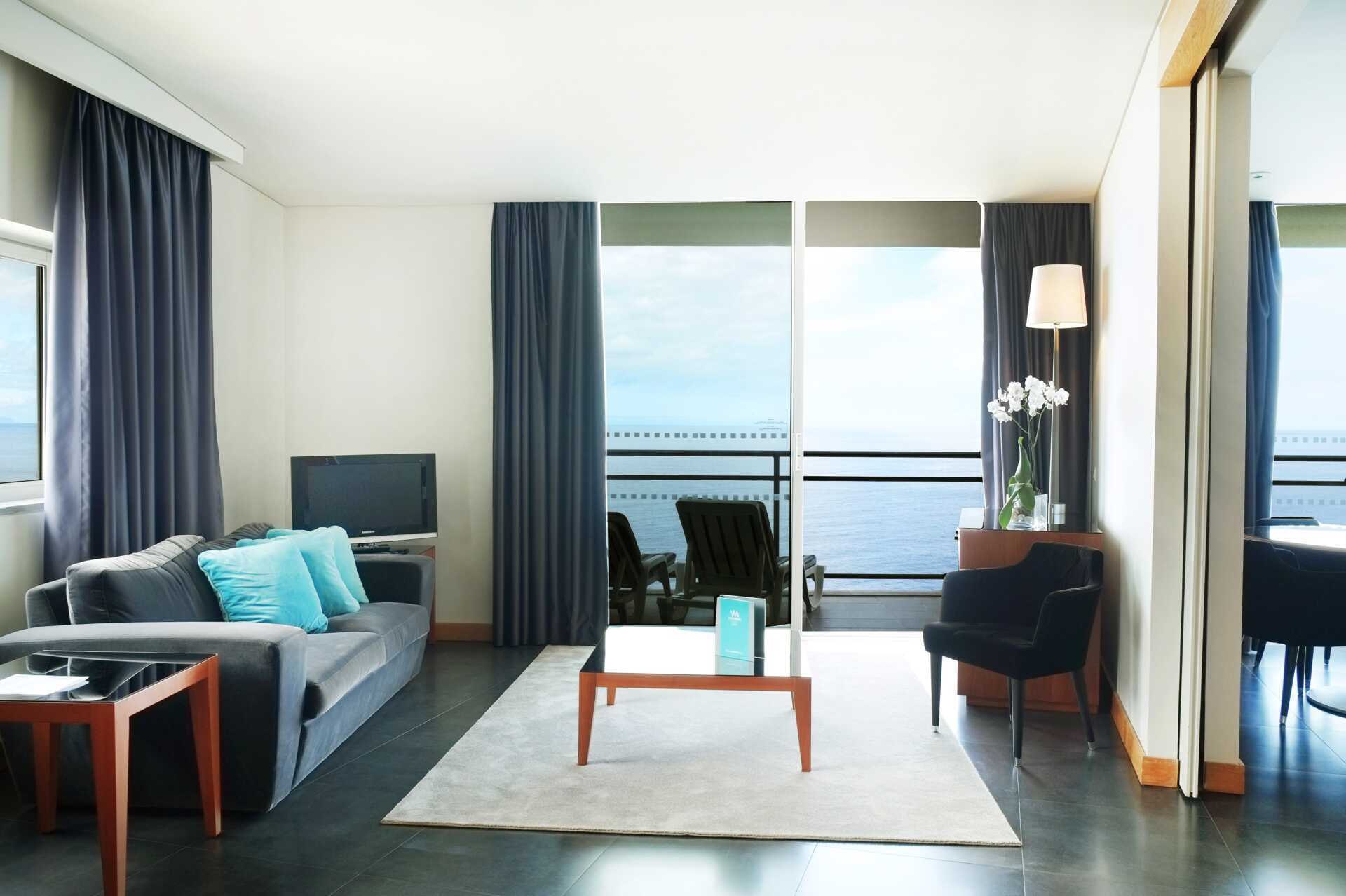 Suite på VIDAMAR Resorts Madeira, Portugal.