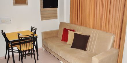 2-værelses lejlighed på Hotel Sunflower i Side, Tyrkiet.