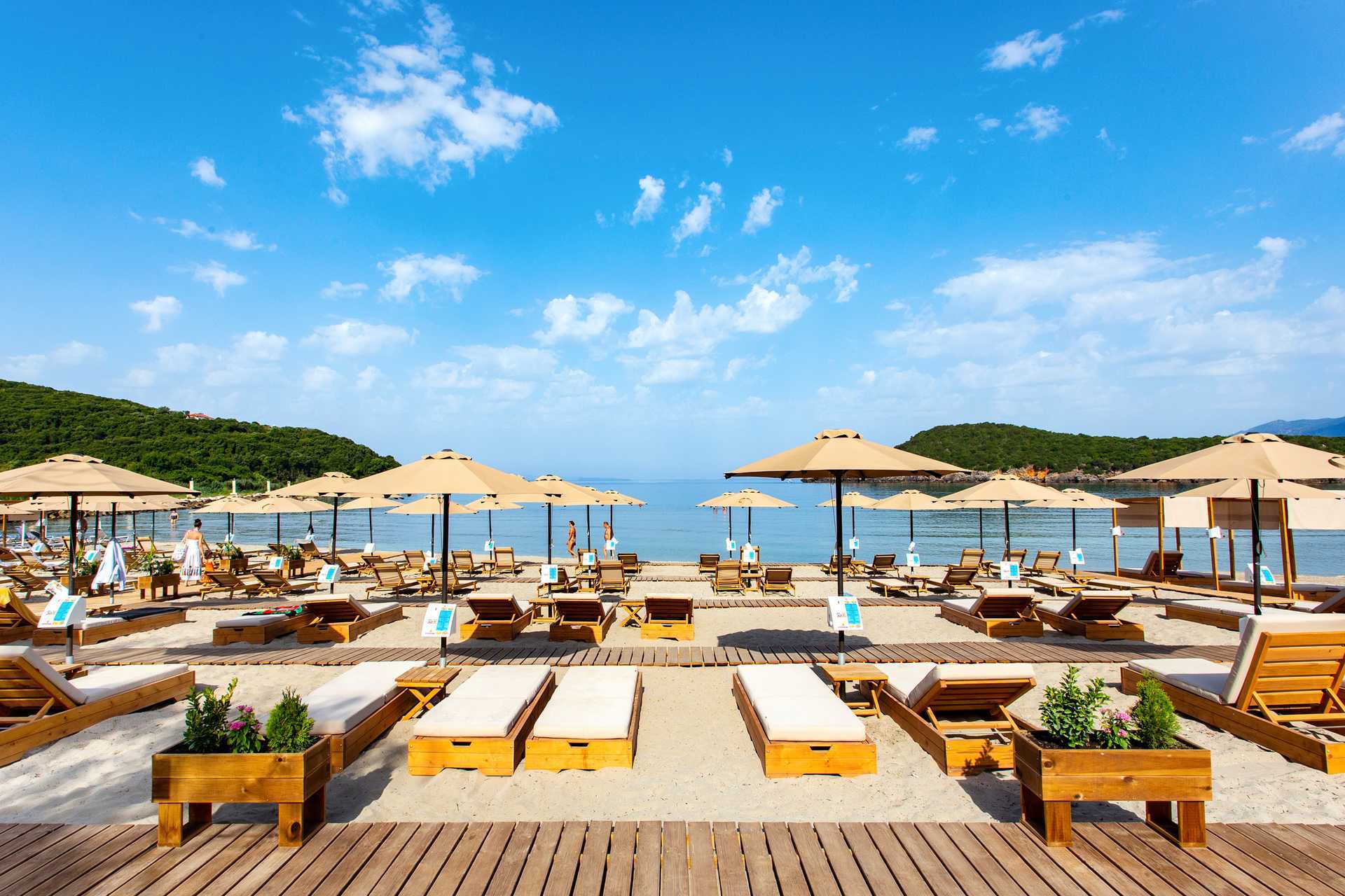 Stranden ved Hotel Paradise Ammoudia i Grækenland.