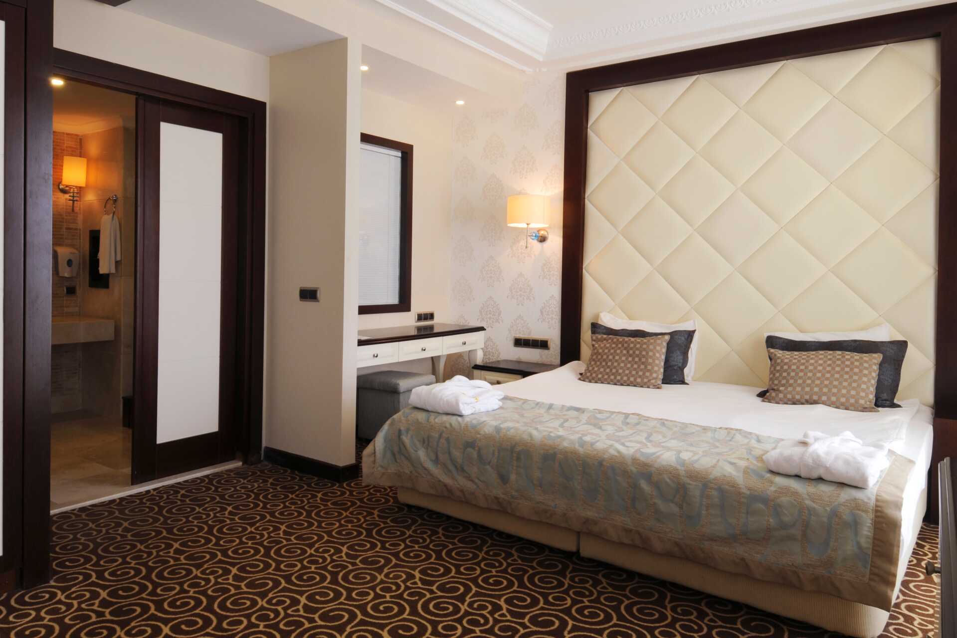 Superior-værelse på hotel Goldcity Holiday Resort i Alanya, Tyrkiet.