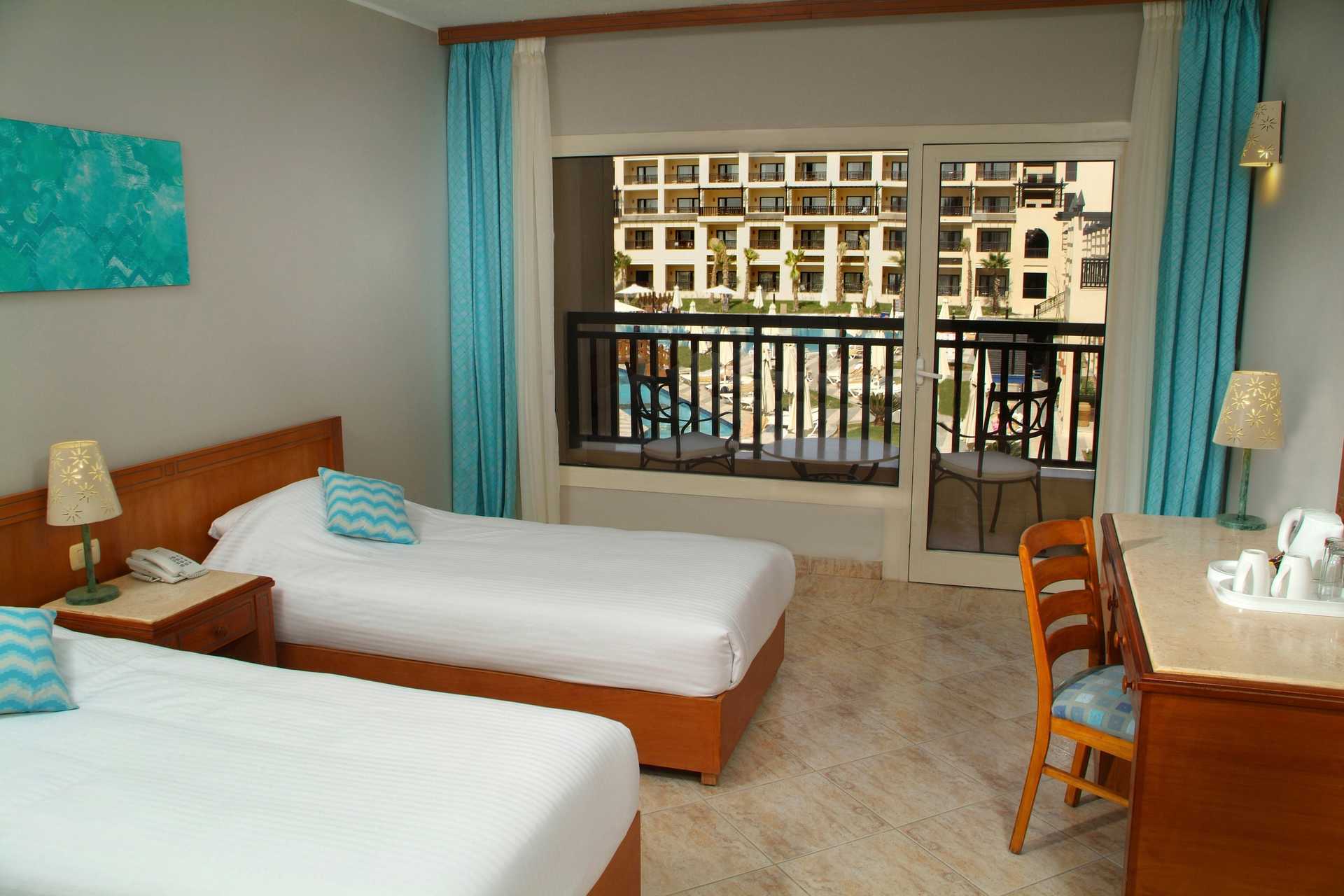 Superior-værelse på hotel Steigenberger Aqua Magici Hurghada, Egypten.