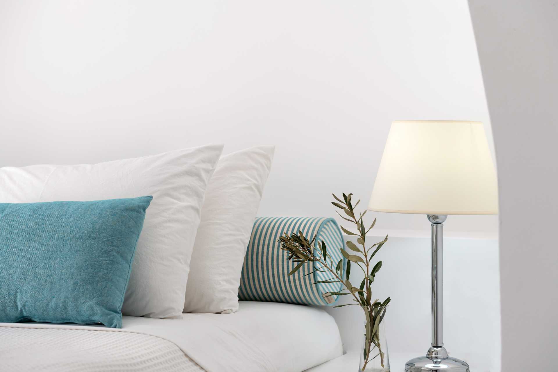 Superior værelse på Santorini Kastelli Resort i Santorini, Grækenland.