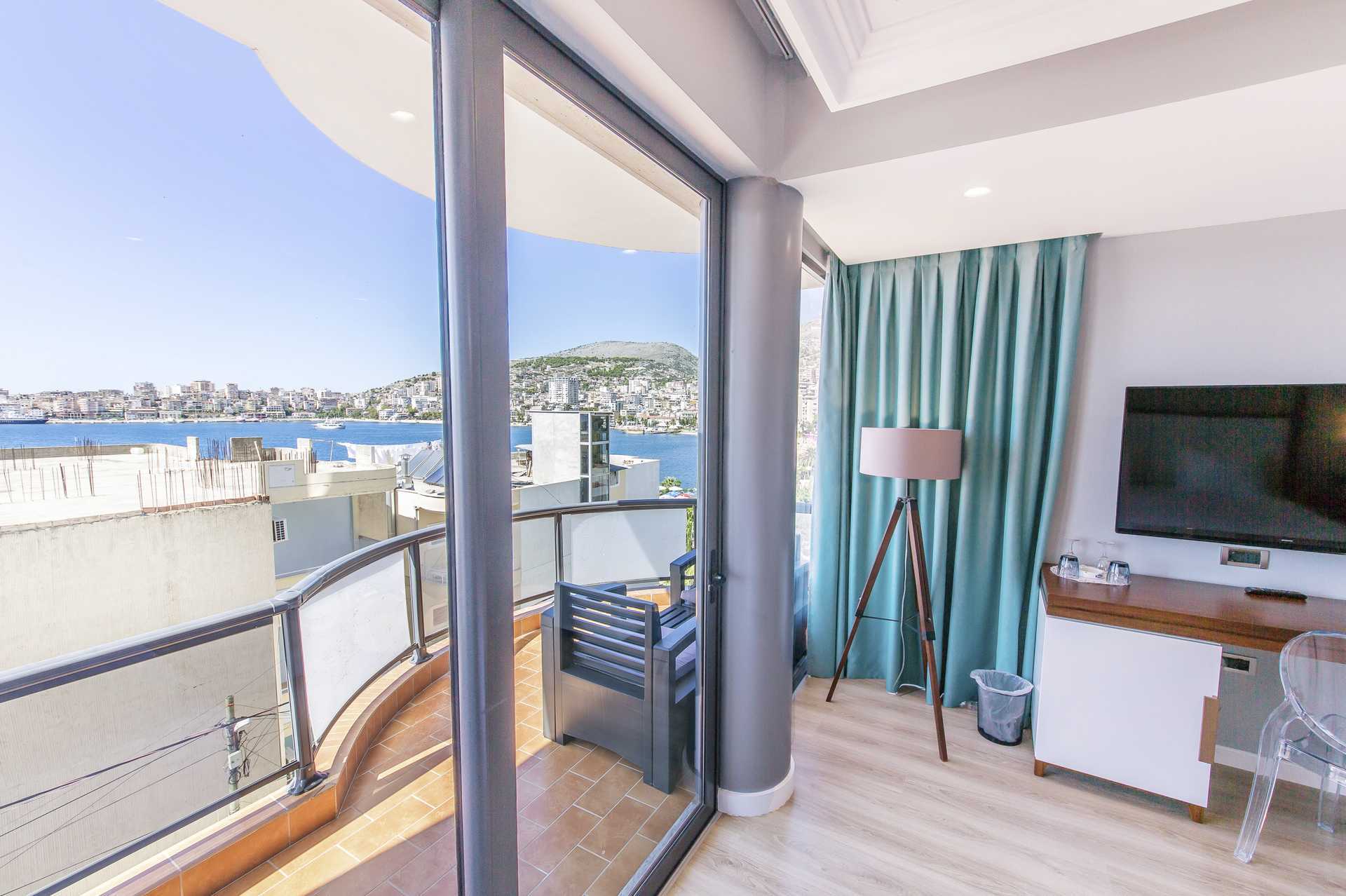 Superior-værelser på hotel Brilant i Saranda, Albanien.