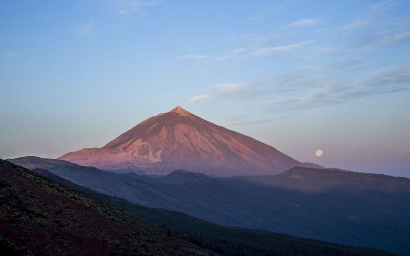 Teide by night