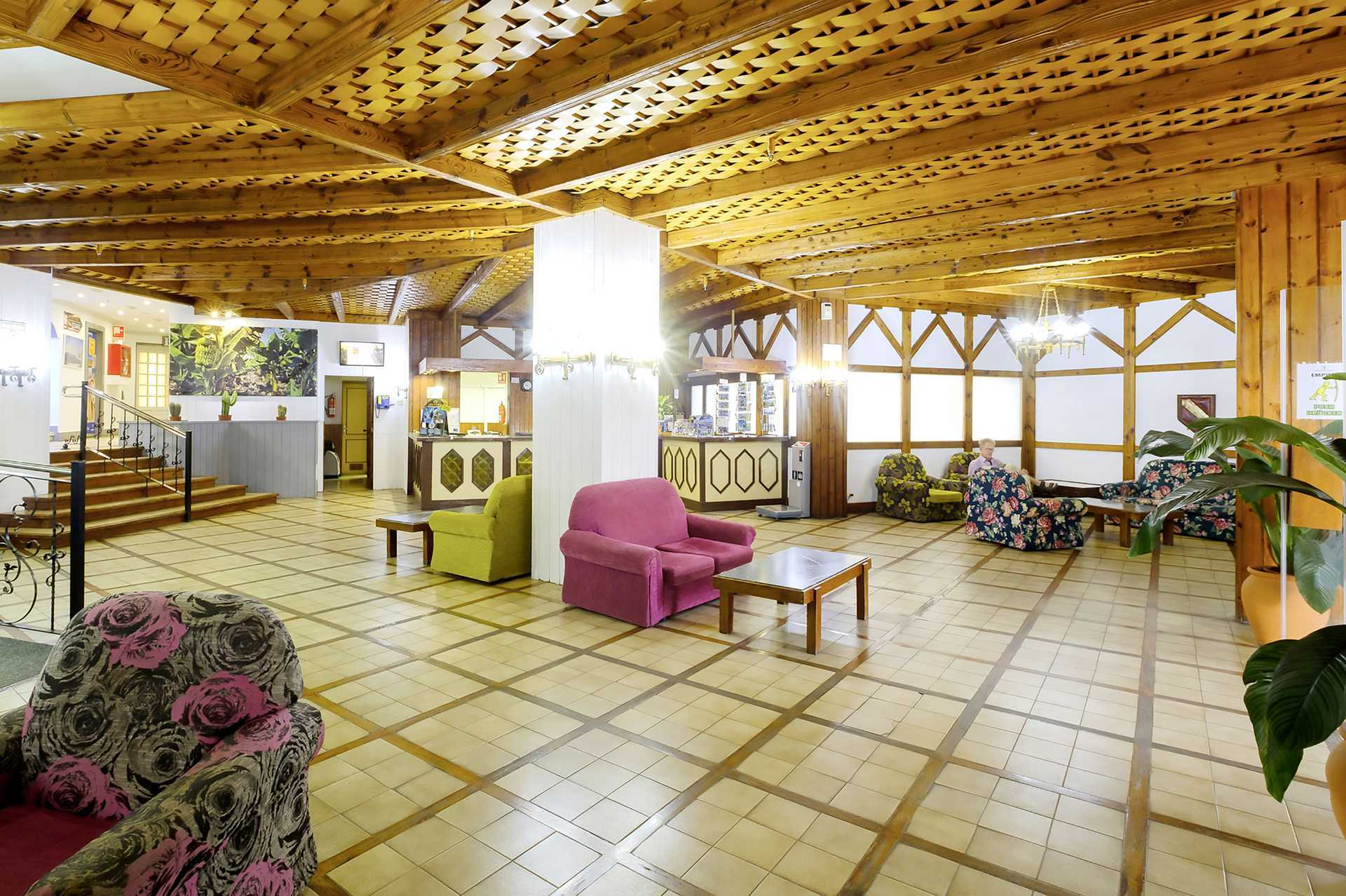 Lobbyen på hotel Teneguia i Puerto de la Cruz, Tenerife.